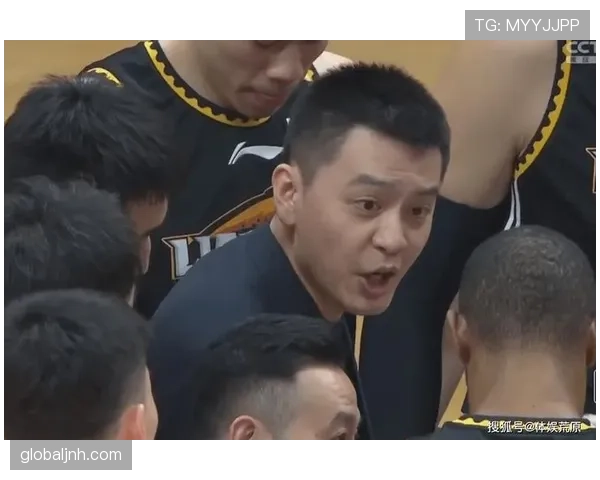 非法用手防守属于犯规还是违例？规则解析一次说清